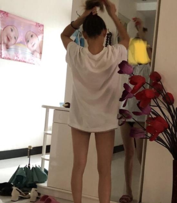 真实妈妈乱L：1个月多全程记录的绝版完整合集（20V，1.3G）