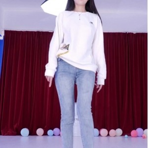 转载搬运的日月俱乐部阿咯热舞和luo ti走秀健身C3v+803m的百度盘