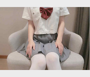 洛美:元气妹子妹子界人气美貌才华狗笼玩法10.2G视频集