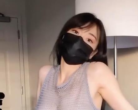 小水水T视装道具实战经验展示,男主C喷,时长不足下载观看