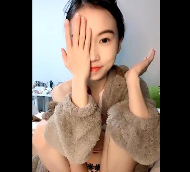 清纯女神生椰拿铁作品集,5V2.9G,中途退出委屈引关注