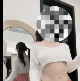 火锅炖兔仔:短视频集锦,舞蹈颜值身材一绝,15分钟自拍全揭秘