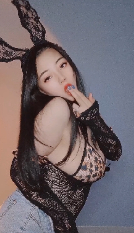 刘貂蝉定制大合集:热舞妹子诱惑私拍展示,超级优质的妹子啊(时长21分钟)