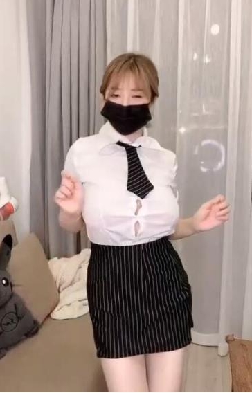 虎牙女神大球姬稀缺视频合集,40.9G精选精彩表演