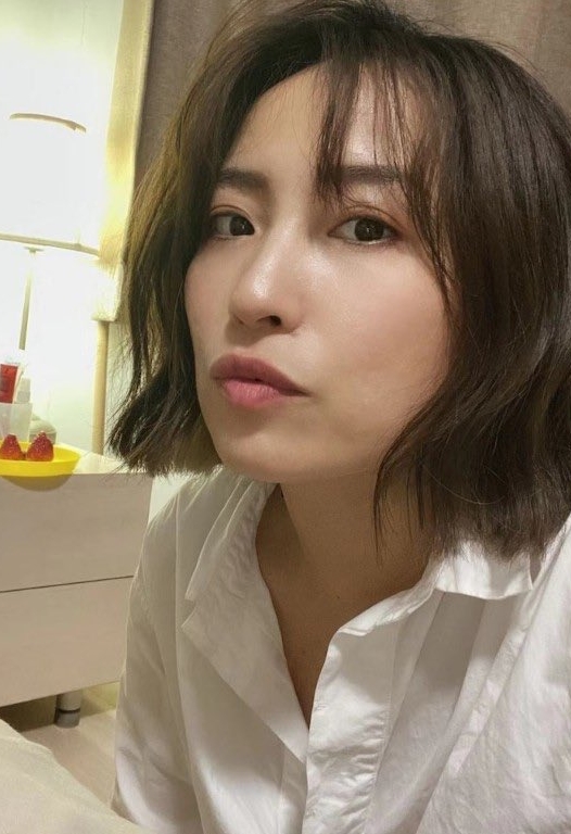 反差婊教师少妇Zoemilf+350M
