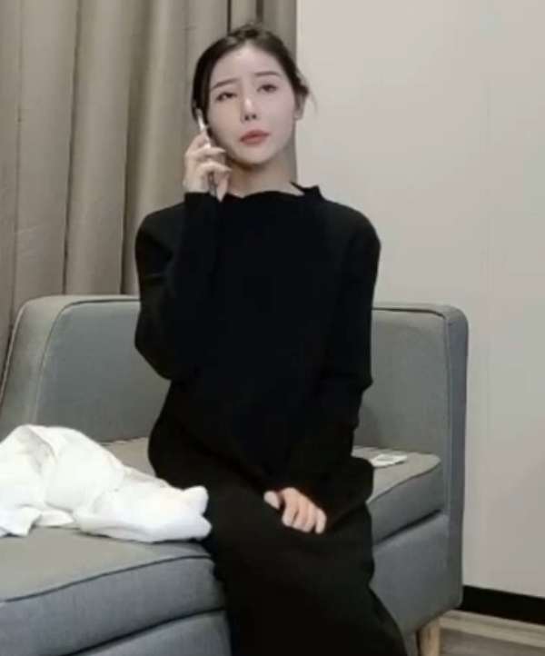 步宾和小宝约都到同一个优质女,一个差点打了,一个在享受【1/802MB】【百度云】