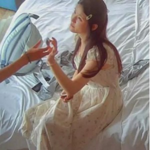推特碎花裙私房诱惑5部1.85GB男友哄拍