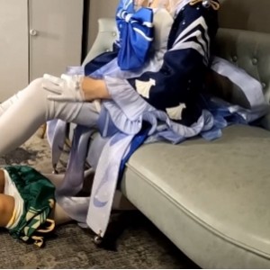 推特果橙子温蒂心海伪娘1V353MB浴室戏水