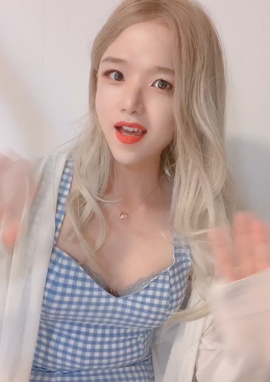 推特Jieun优质伪娘专辑88部16G绝了