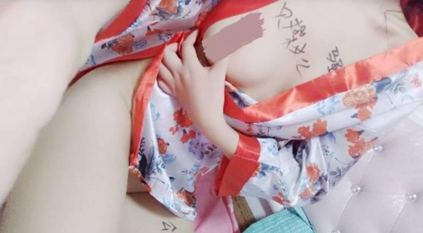 三寸妹子优质身材coser闺蜜(雪糕酱)无圣光合集