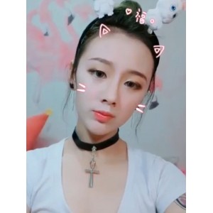 网红七七炸柠檬私人作品230部114G超带感